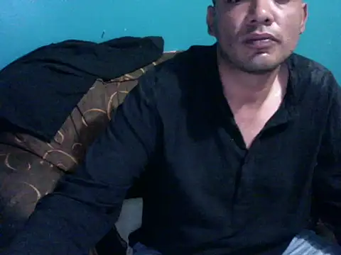 latinomoreno95 online show from 05-16-26, 12:18