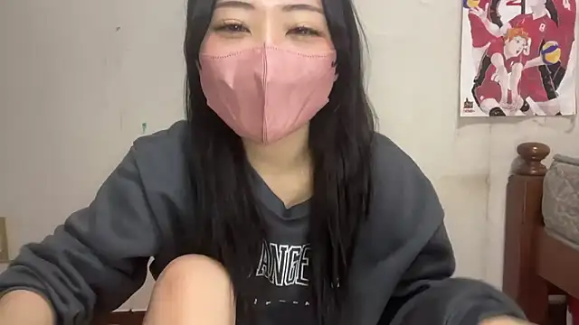 Snapshot of Sena_o0 chatting on 02-05-26, 10:47 Sena o0 online show from 02-05-26, 10:47