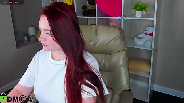 Snapshot of Gloria_Gordon chatting on 02-25-26, 10:03 Gloria Gordon online show from 02-25-26, 10:03