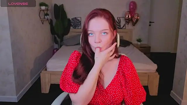 Snapshot of Gloria_Gordon chatting on 03-04-26, 09:37 Gloria Gordon online show from 03-04-26, 09:37