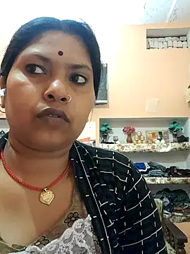 Snapshot of Punam_shekh chatting on 02-03-26, 06:22 Punam shekh online show from 02-03-26, 06:22