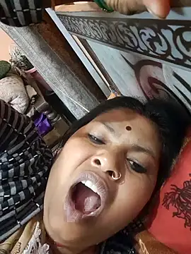Snapshot of Punam_shekh chatting on 02-07-26, 03:05 Punam shekh online show from 02-07-26, 03:05