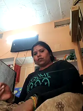 Snapshot of Punam_shekh chatting on 02-13-26, 05:47 Punam shekh online show from 02-13-26, 05:47