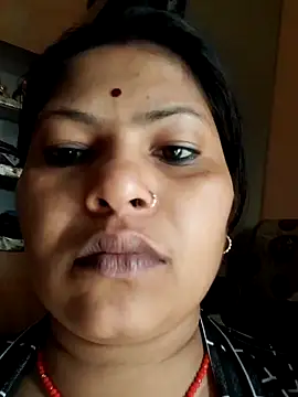 Snapshot of Punam_shekh chatting on 02-21-26, 02:45 Punam shekh online show from 02-21-26, 02:45