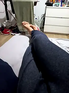 Henrytsuzuki online show from 01-07-26, 08:00