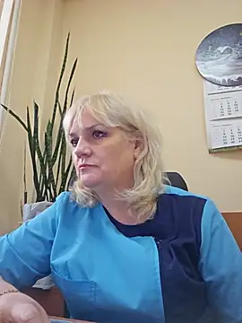 Snapshot of AliceStar333 chatting on 01-09-26, 12:30 AliceStar333 online show from 01-09-26, 12:30