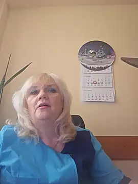 Snapshot of AliceStar333 chatting on 02-27-26, 10:37 AliceStar333 online show from 02-27-26, 10:37