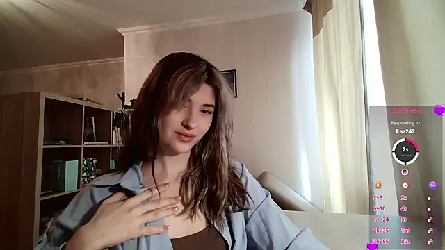 Snapshot of Dia_DeAmas chatting on 03-10-26, 12:21 Dia DeAmas online show from 03-10-26, 12:21