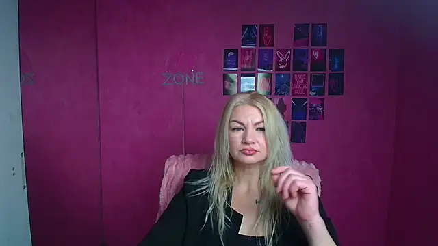 Snapshot of Madonna_Fire chatting on 02-02-26, 12:37 Madonna Fire online show from 02-02-26, 12:37