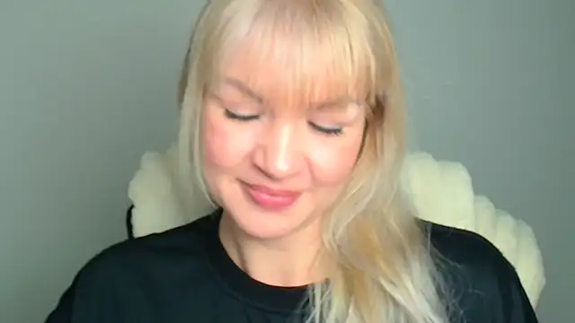 Snapshot of Madonna_Fire chatting on 02-22-26, 06:57 Madonna Fire online show from 02-22-26, 06:57