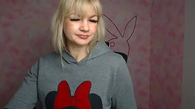 Madonna Fire online show from 04-12-26, 06:07