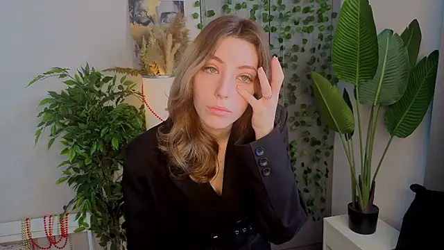 Snapshot of BrianneMallory chatting on 02-05-26, 06:07 BrianneMallory online show from 02-05-26, 06:07