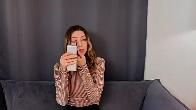 Snapshot of BrianneMallory chatting on 02-19-26, 06:20 BrianneMallory online show from 02-19-26, 06:20