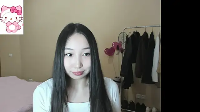 Snapshot of Amane_Yuki chatting on 02-19-26, 05:09 Amane Yuki online show from 02-19-26, 05:09