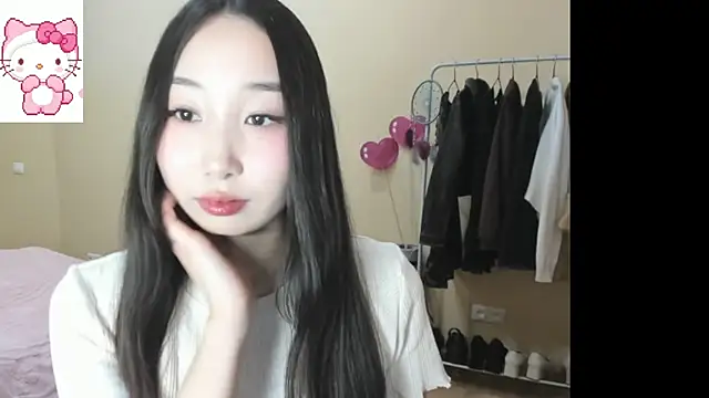 Snapshot of Amane_Yuki chatting on 02-20-26, 05:02 Amane Yuki online show from 02-20-26, 05:02