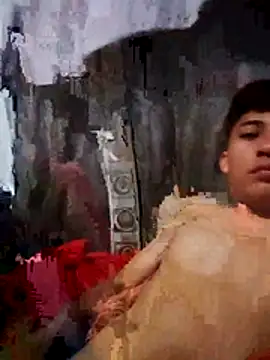 Snapshot of chapa18 chatting on 07-12-26, 04:58 chapa18 online show from 07-12-26, 04:58