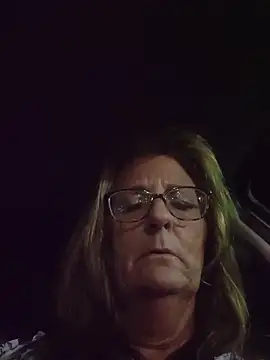 HotAzMilf online show from 04-28-26, 06:29