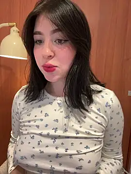 evelynrosess1 online show from 06-25-26, 11:20