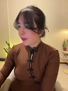 evelynrosess1 online show from 07-24-26, 11:47