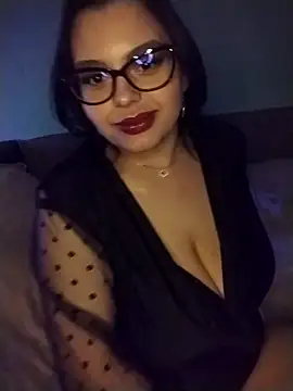 Snapshot of laillaluxe chatting on 03-09-26, 08:46 laillaluxe online show from 03-09-26, 08:46