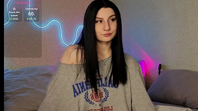 ValeryAlfie online show from 04-29-26, 04:11