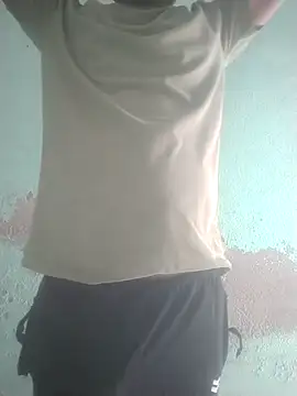 Snapshot of sexyboy_917 chatting on 02-09-26, 06:06 sexyboy 917 online show from 02-09-26, 06:06