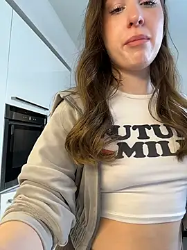 Snapshot of cuteeyesbaby chatting on 02-03-26, 06:51 cuteeyesbaby online show from 02-03-26, 06:51