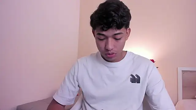 AustinTowers online show from 02-19-26, 07:54