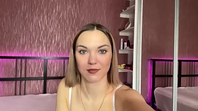 Flora Amber online show from 01-16-26, 08:29