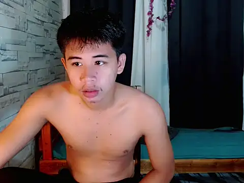 Snapshot of urdreamcock chatting on 02-19-26, 12:34 urdreamcock online show from 02-19-26, 12:34