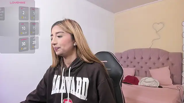 Snapshot of IRINA_TAY1 chatting on 01-19-26, 03:21 IRINA TAY1 online show from 01-19-26, 03:21