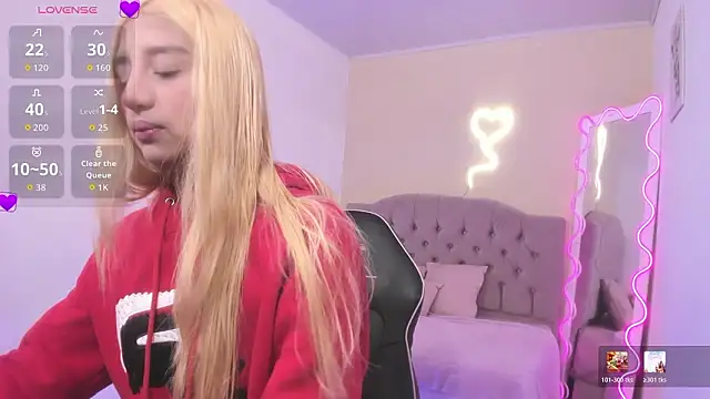 Snapshot of IRINA_TAY1 chatting on 02-09-26, 04:05 IRINA TAY1 online show from 02-09-26, 04:05