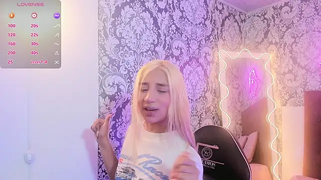 Snapshot of IRINA_TAY1 chatting on 03-03-26, 03:56 IRINA TAY1 online show from 03-03-26, 03:56