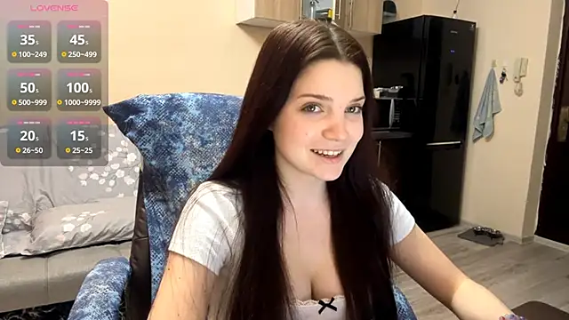 Snapshot of RiaDendy chatting on 02-03-26, 04:23 RiaDendy online show from 02-03-26, 04:23