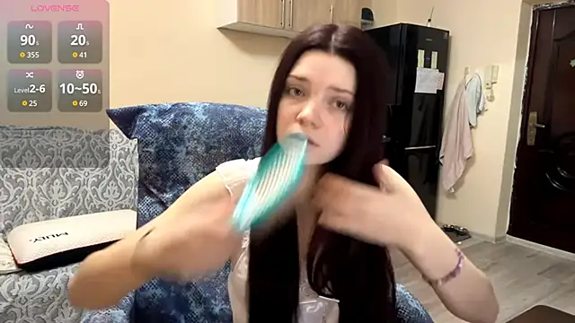 Snapshot of RiaDendy chatting on 02-19-26, 04:25 RiaDendy online show from 02-19-26, 04:25