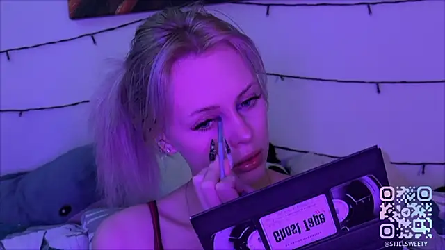 Snapshot of stillsweety chatting on 02-11-26, 10:04 stillsweety online show from 02-11-26, 10:04