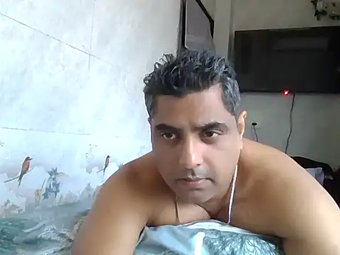 Snapshot of hardnhornybull chatting on 03-14-26, 07:36 hardnhornybull online show from 03-14-26, 07:36