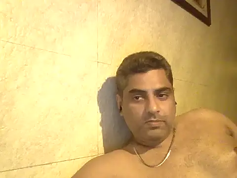 Snapshot of hardnhornybull chatting on 03-15-26, 07:53 hardnhornybull online show from 03-15-26, 07:53