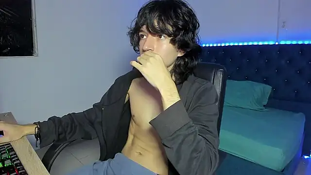 Snapshot of jack_grealish01 chatting on 02-01-26, 02:43 jack grealish01 online show from 02-01-26, 02:43