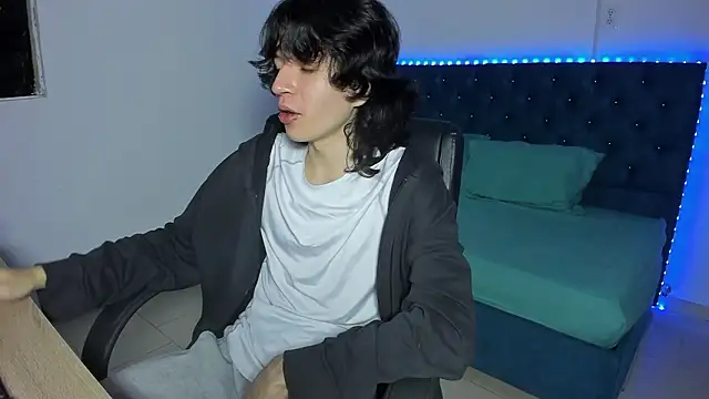 Snapshot of jack_grealish01 chatting on 02-04-26, 03:23 jack grealish01 online show from 02-04-26, 03:23