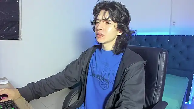 Snapshot of jack_grealish01 chatting on 02-14-26, 03:25 jack grealish01 online show from 02-14-26, 03:25