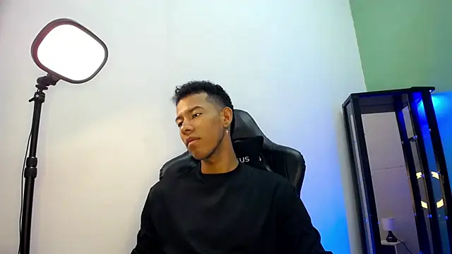 Tupac D online show from 01-08-26, 05:21