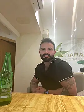 Snapshot of miniman99 chatting on 02-06-26, 11:08 miniman99 online show from 02-06-26, 11:08