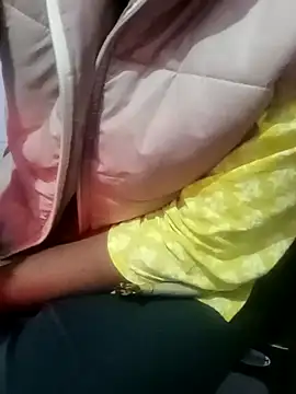 Snapshot of Sexy_sara09 chatting on 01-18-26, 05:39 Sexy sara09 online show from 01-18-26, 05:39