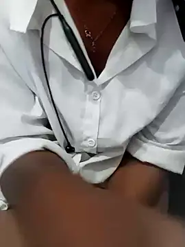 Snapshot of Sexy_sara09 chatting on 02-14-26, 04:31 Sexy sara09 online show from 02-14-26, 04:31