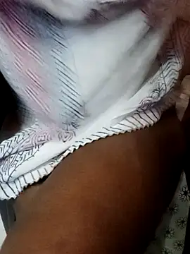 Snapshot of Sexy_sara09 chatting on 02-15-26, 08:35 Sexy sara09 online show from 02-15-26, 08:35