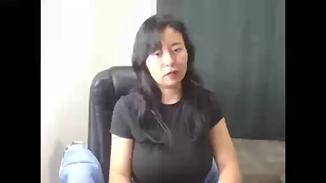 LolaOpalX online show from 01-06-26, 01:53