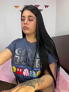 sophyy white online show from 01-16-26, 10:47