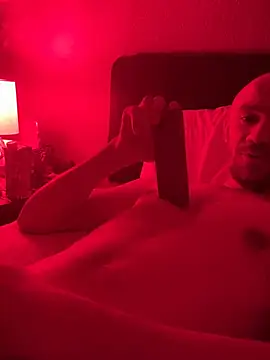 Snapshot of cloudyplay661 chatting on 02-11-26, 11:04 cloudyplay661 online show from 02-11-26, 11:04