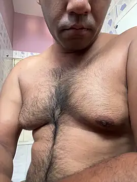 Snapshot of Lucky___05 chatting on 03-13-26, 03:46 Lucky 05 online show from 03-13-26, 03:46